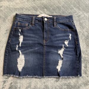 Tinseltown Mini Denim Skirt Junior sz 5 Distressed Front Stretchy Cute
